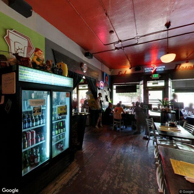 Stellar Pizza, Ale, & Cocktails